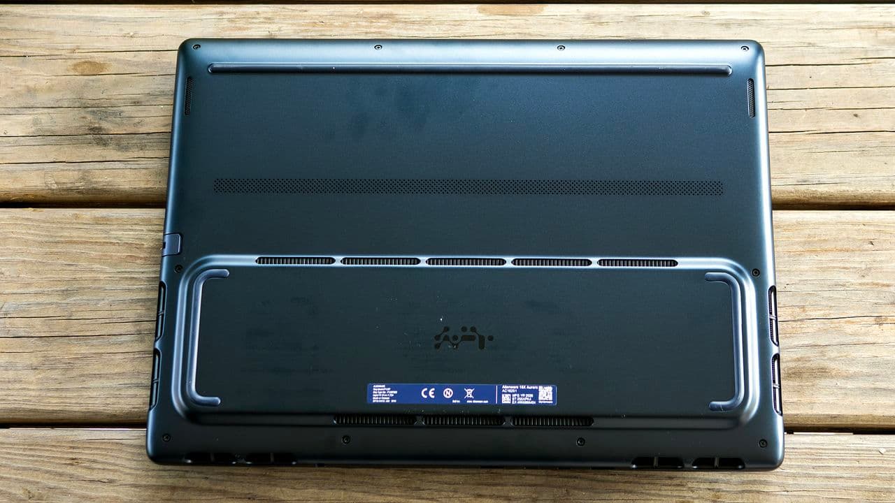 Alienware 16X Aurora