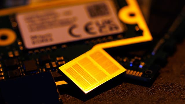 สรุปสถานะ Hybrid Bonding ปี 2026: TSMC รุดหน้าสู่ระดับ 6 ไมครอน ขณะที่ HBM เลื่อนแผนการใช้งาน