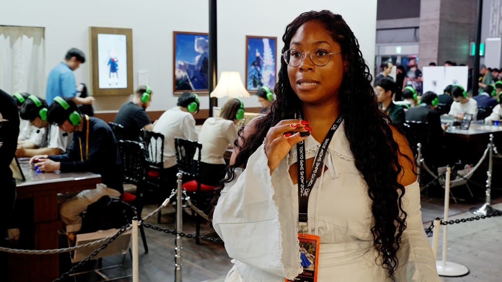 Content creator Kawaii CoCo emphasized how the character’s lifelike movement made the display feel interactive and eye-catching for social media.