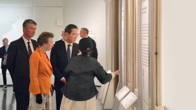 Samsung อวดโฉมคอลเลกชัน Lee Kun-Hee ณ British Museum