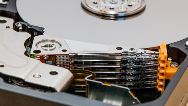 Seagate และ Toshiba แย่งชิงซื้อธุรกิจหัวอ่าน HDD จาก TDK