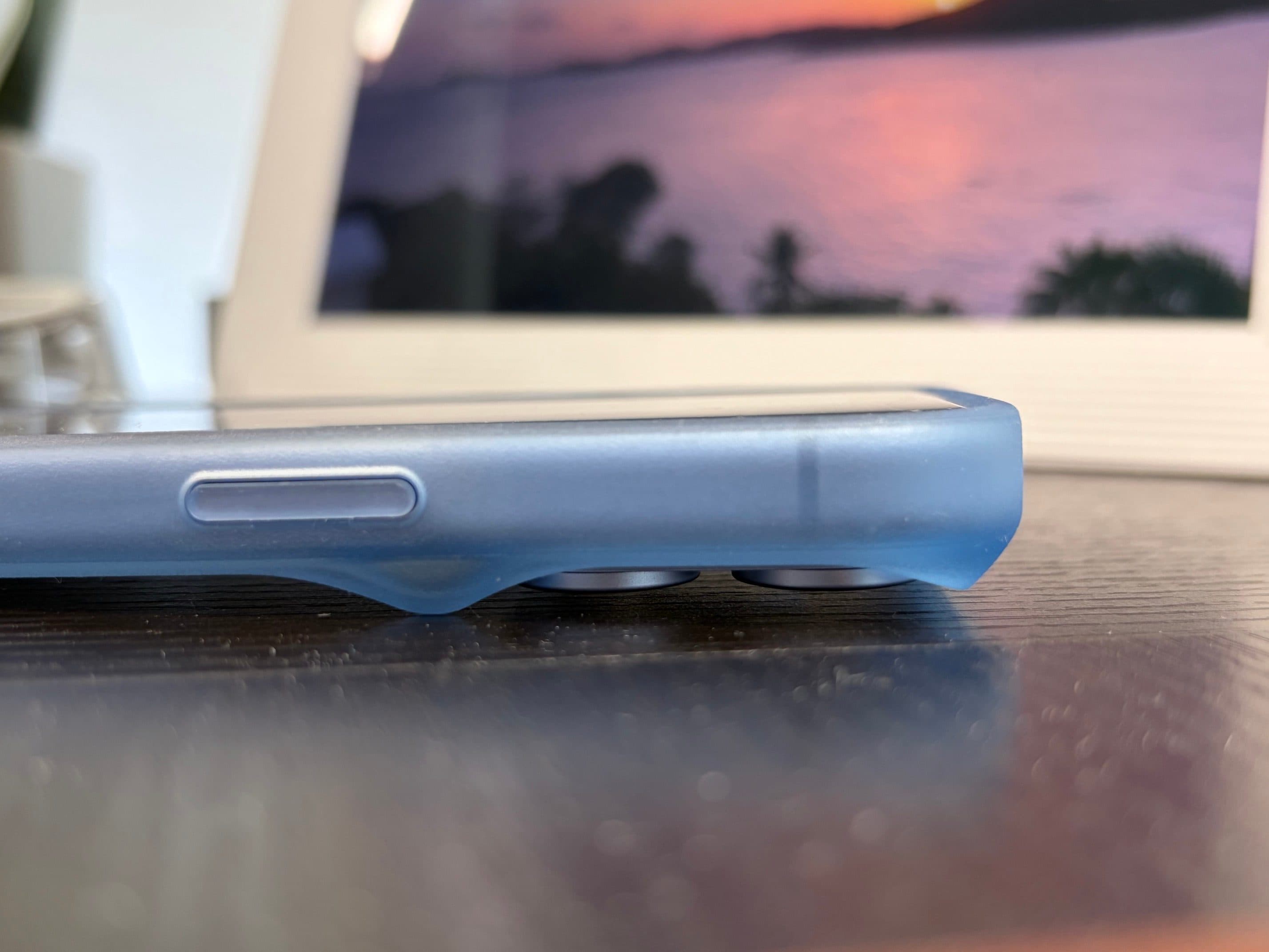 รีวิว Rhinoshield Bumper สำหรับ iPhone 18 Pro เรียบง่ายแต่กันกระแทกดี