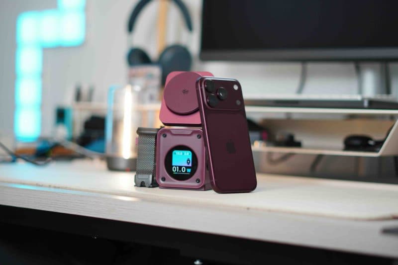 Kuxiu เปิดตัวที่ชาร์จ D5 สี Burgundy เข้าคู่ iPhone 18 Pro