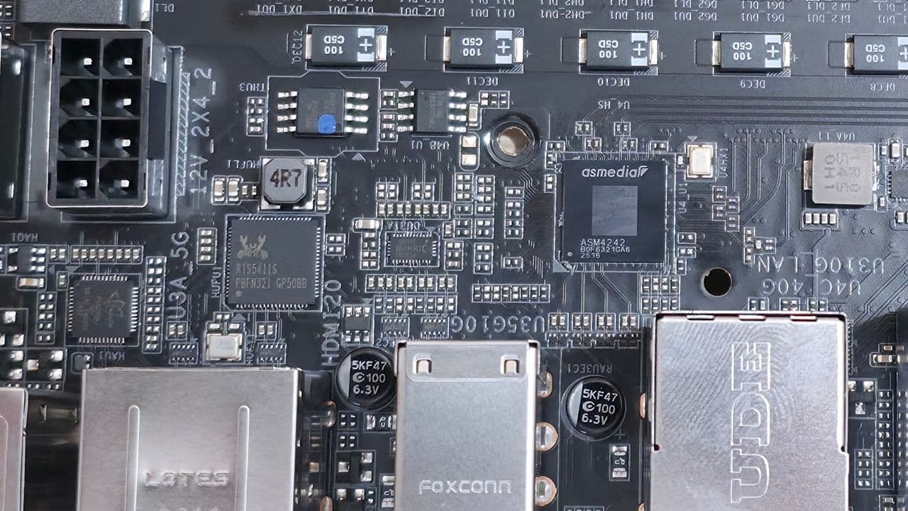 Gigabyte X870 Aorus Infinity - ICs