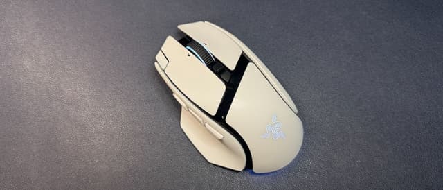 Razer Basilisk V4 Pro เปิดตัวพร้อมเซนเซอร์ 50K และปุ่ม AI