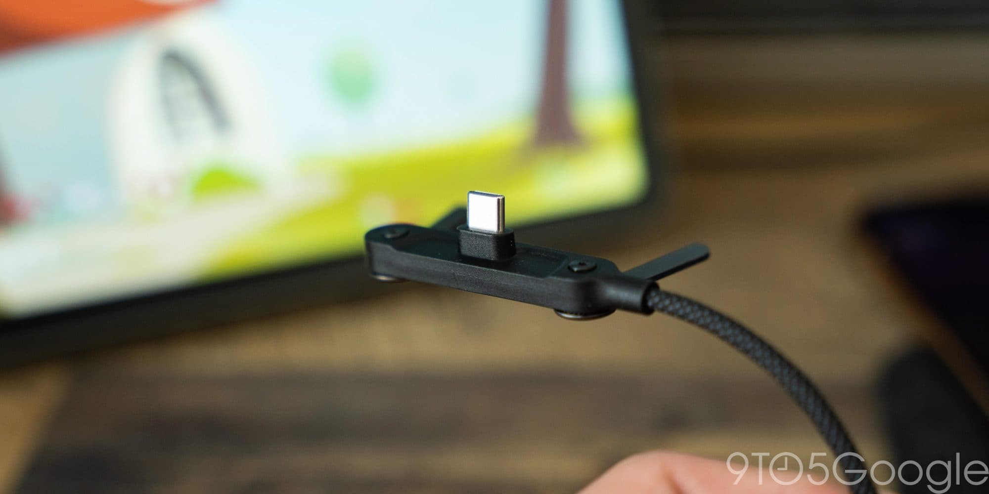 Statik PowerStand สายชาร์จ USB-C สุดล้ำ มาพร้อมขาตั้งในตัว