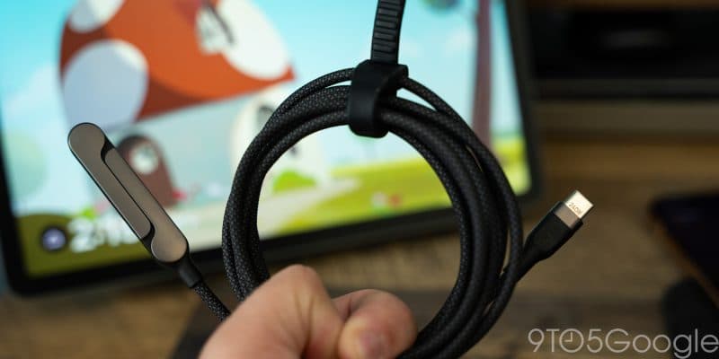 Statik PowerStand สายชาร์จ USB-C สุดล้ำ มาพร้อมขาตั้งในตัว