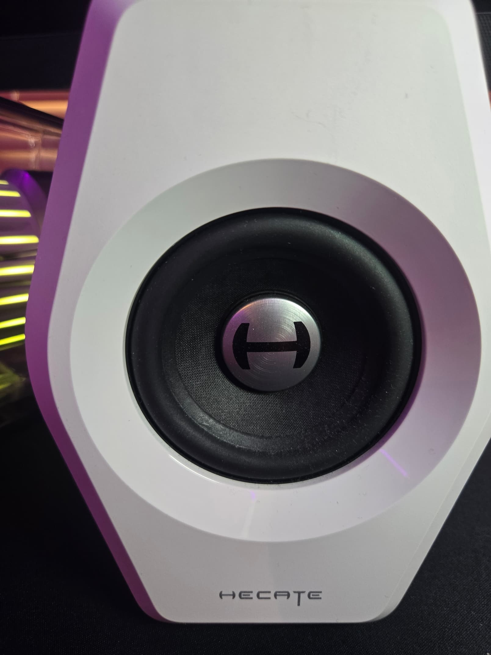 Edifier Hecate G2000 Pro