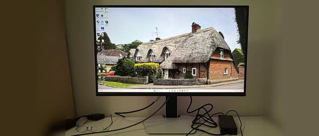 TCL 27C2A Pro จอเกมมิ่ง Mini LED 4K สว่าง 2,000 nits