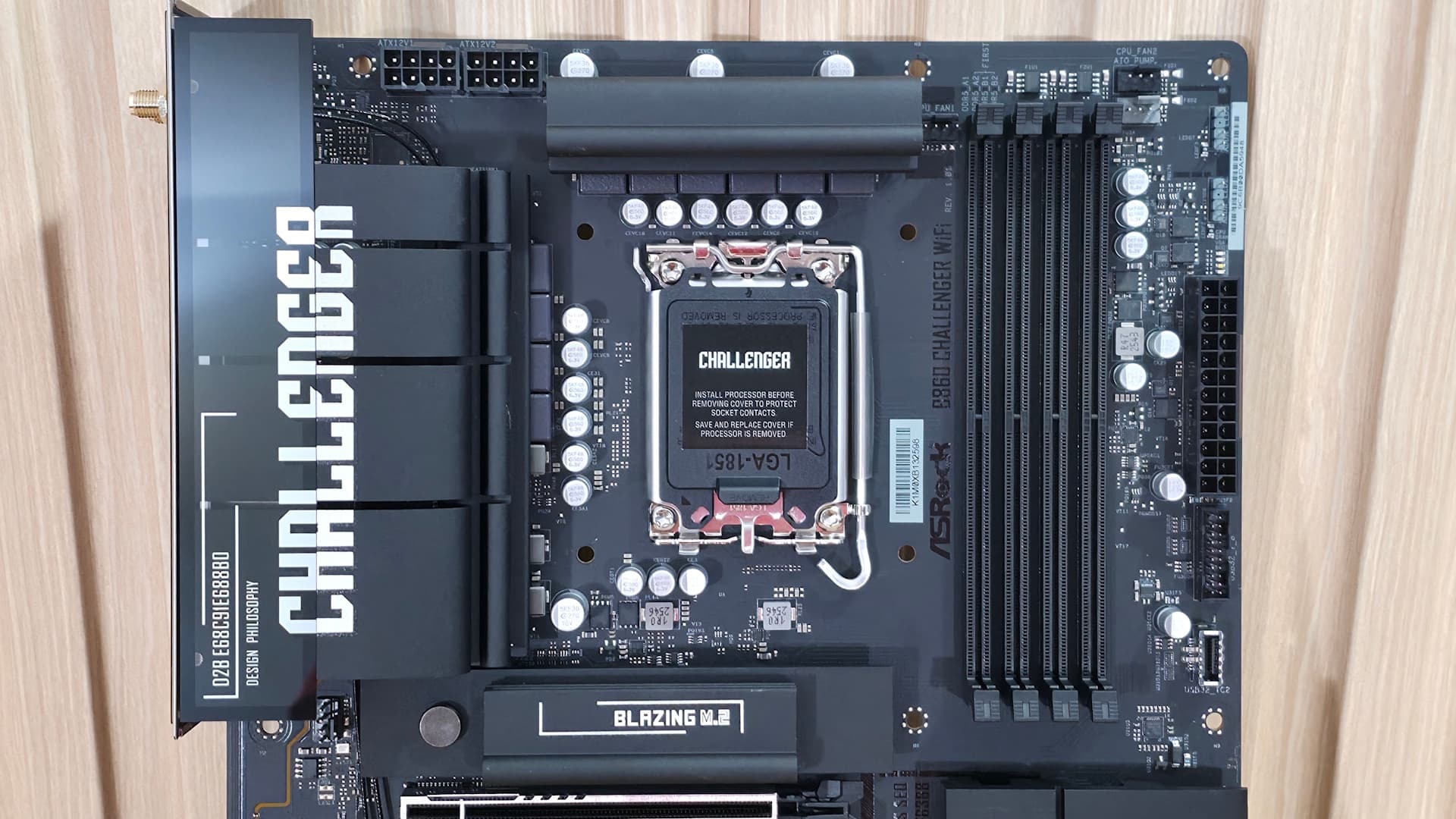 ASRock B860 Challenger Wifi - Top half