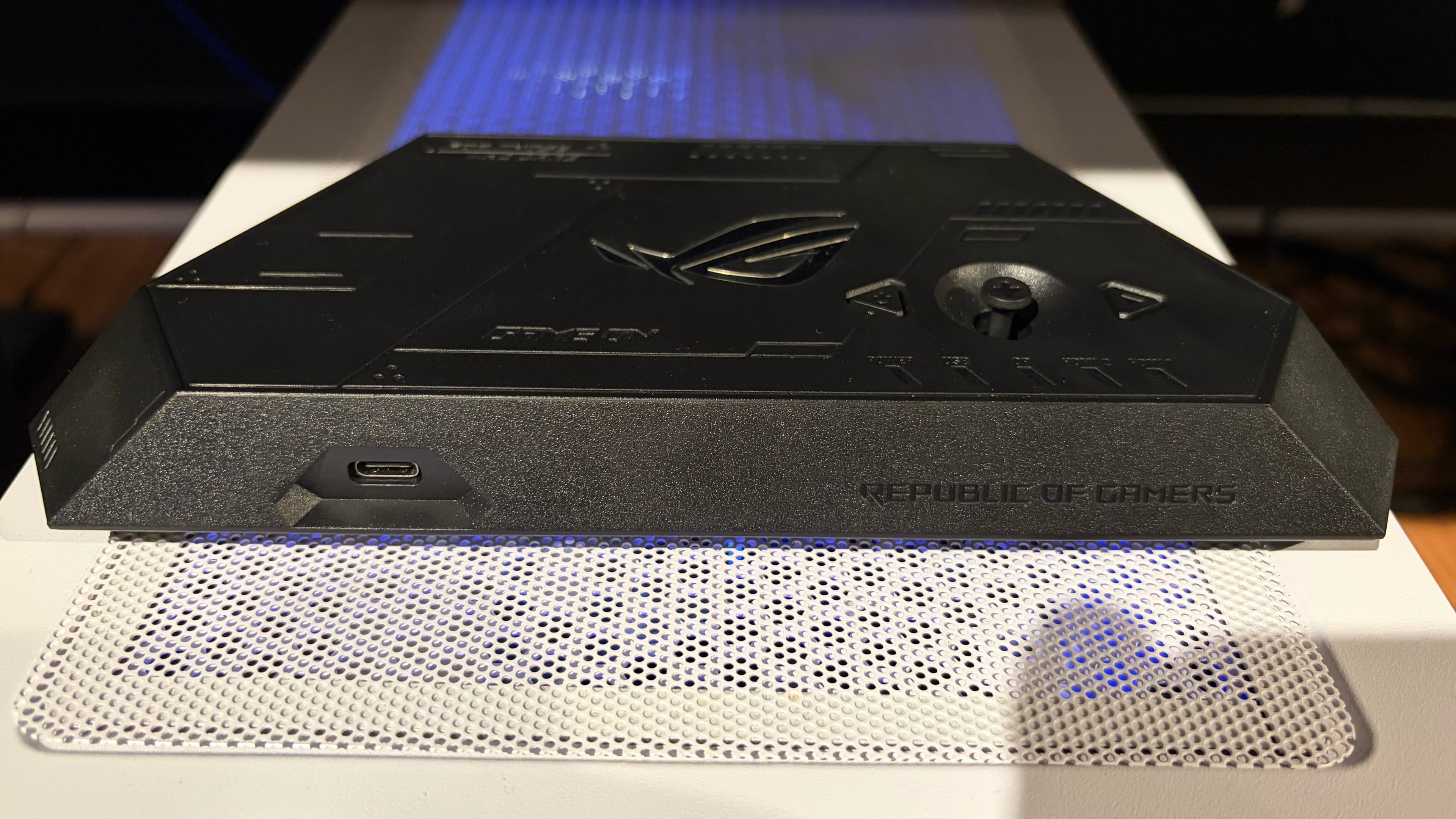 Asus ROG XREAL R1