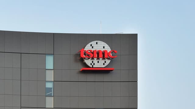 ไต้หวันสั่งฟ้องอดีตรองผู้จัดการ TSMC ข้อหาขโมยความลับชิปให้จีน