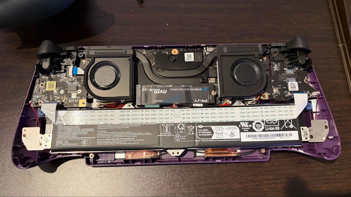 MSI Claw 8 EX AI+