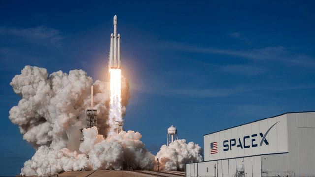 ชิ้นส่วนจรวด SpaceX เตรียมพุ่งชนดวงจันทร์ด้วยความเร็วสูงถึง 5,400 ไมล์ต่อชั่วโมง