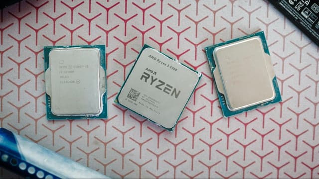Ryzen 5 5500 ครองอันดับ 1 ชั่วคราวบน Amazon แซงหน้าชิปรุ่นท็อป 9800X3D